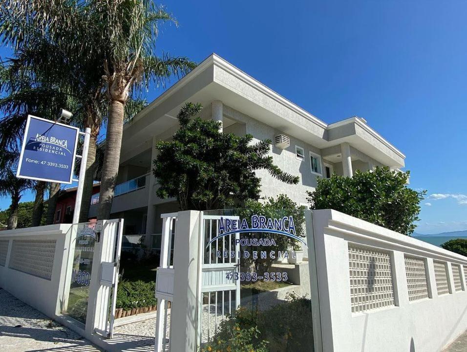 Areia Branca Pousada Bombinhas Exterior photo